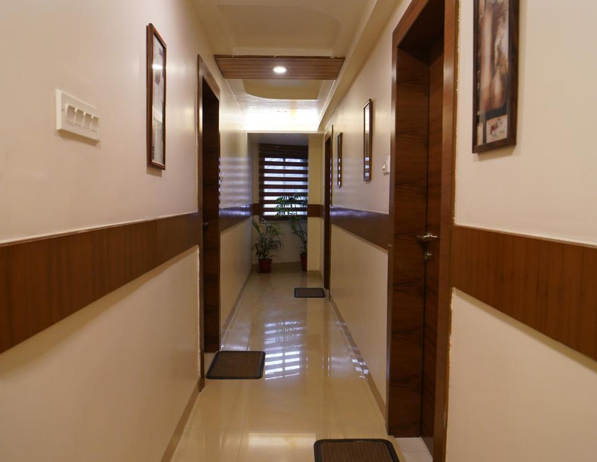 Imagen general del Hotel Gk Palace, Bhopal. Foto 13