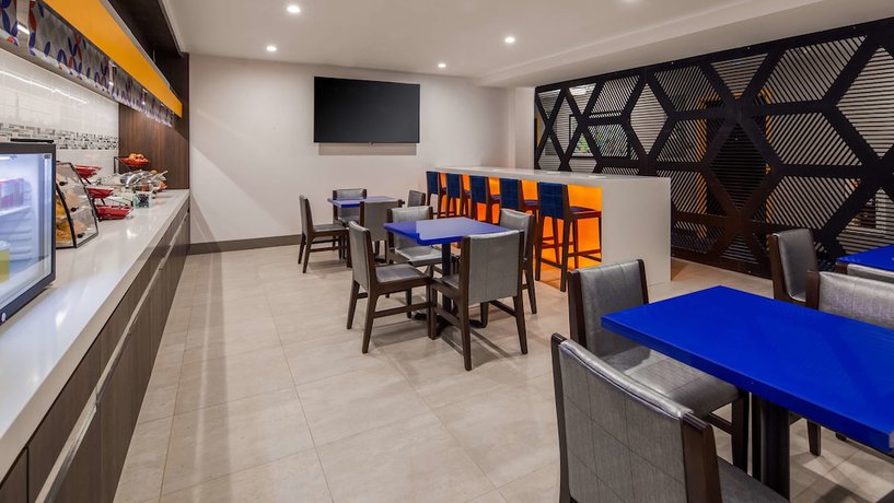 Imagen del bar/restaurante del Hotel Glō Best Western Brooklyn Nyc. Foto 3