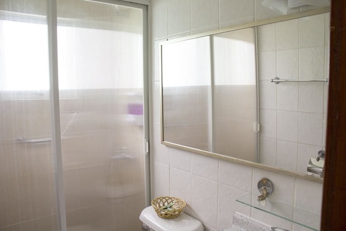 Imagen de la habitación del Hotel Glaciares. Foto 11