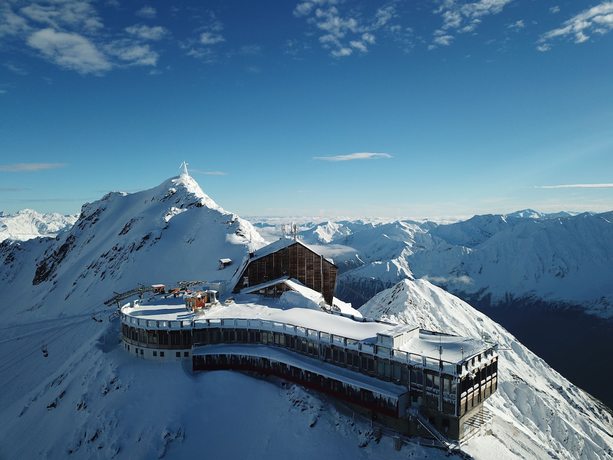 Imagen general del Hotel Glacier Grawand. Foto 1