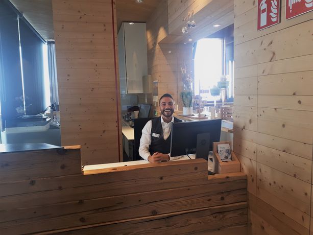 Imagen de los interiores del Hotel Glacier Grawand. Foto 13