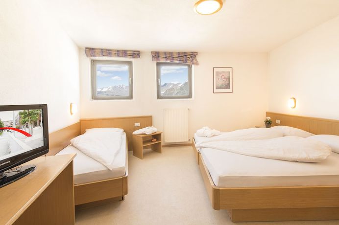 Imagen de la habitación del Hotel Glacier Grawand. Foto 8