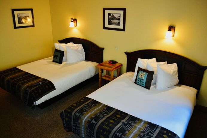 Imagen general del Hotel Glacier Guides Lodge. Foto 13