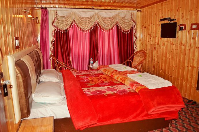 Imagen de la habitación del Hotel Glacier Heights. Foto 10