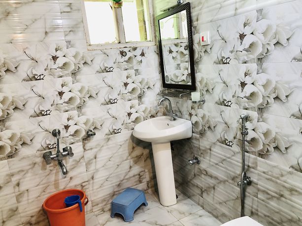 Imagen de la habitación del Hotel Glacier Heights. Foto 14