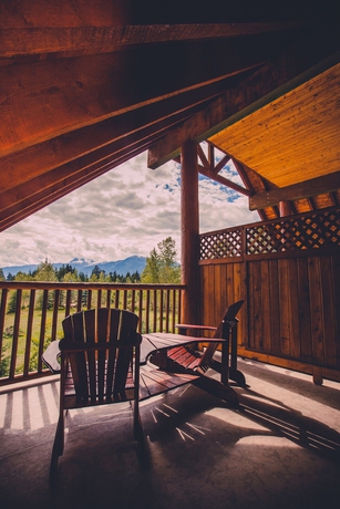 Imagen de la habitación del Hotel Glacier House Resort. Foto 7