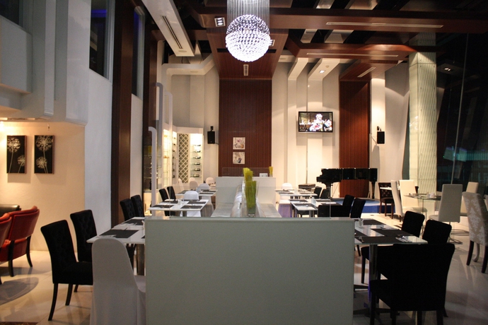 Imagen del bar/restaurante del Hotel Glacier Khon Kaen. Foto 2