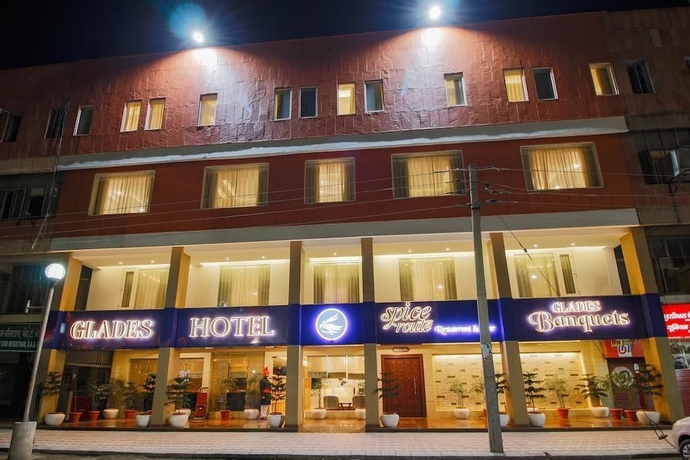 Imagen general del Hotel Glades. Foto 1