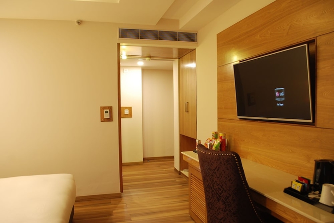 Imagen de la habitación del Hotel Glades. Foto 17