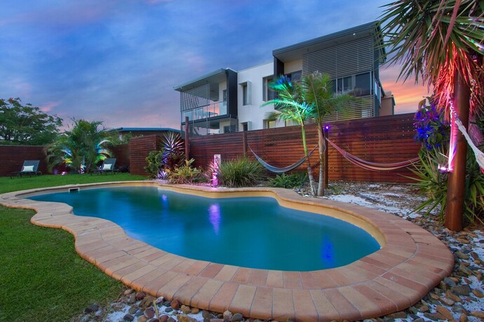 Imagen de la piscina del Hotel Gladstone Backpackers. Foto 34