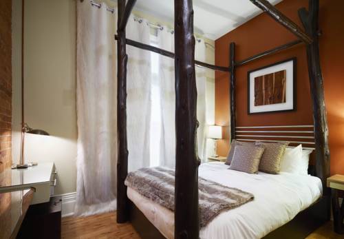 Imagen de la habitación del Hotel Gladstone House. Foto 10