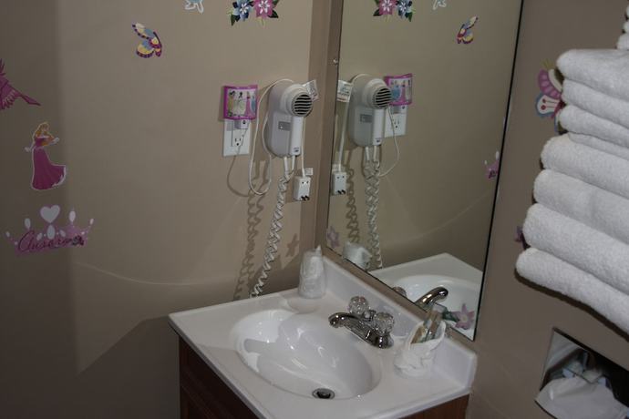 Imagen de la habitación del Hotel Gladstone Inn and Suites, Jamestown. Foto 3