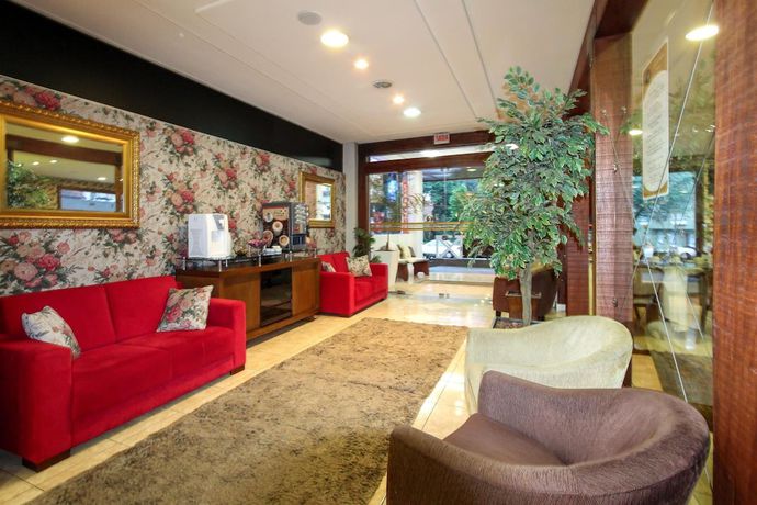Imagen de los interiores del Hotel Glamour da Serra. Foto 13