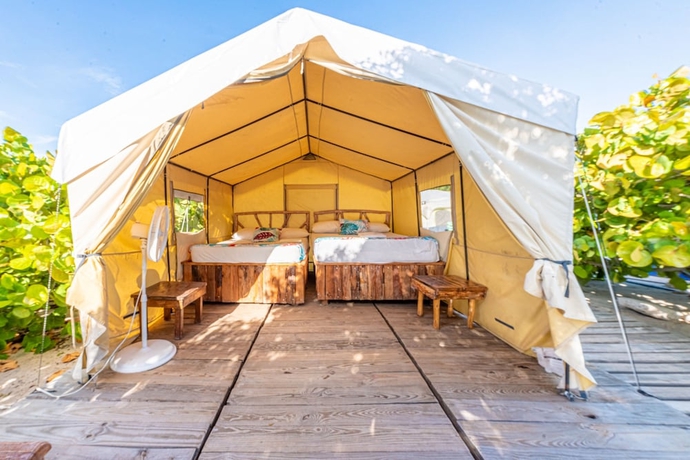 Imagen de la habitación del Hotel Glamping Ecolodge Cueva de las &Aacute;guilas. Foto 4