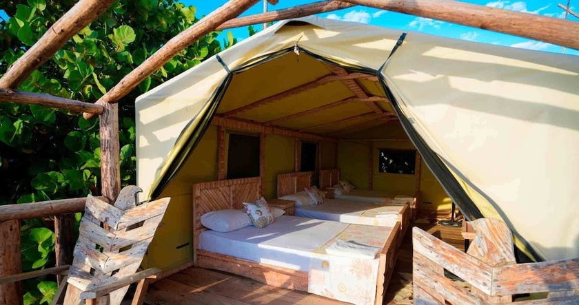 Imagen de la habitación del Hotel Glamping Ecolodge Cueva de las &Aacute;guilas. Foto 11
