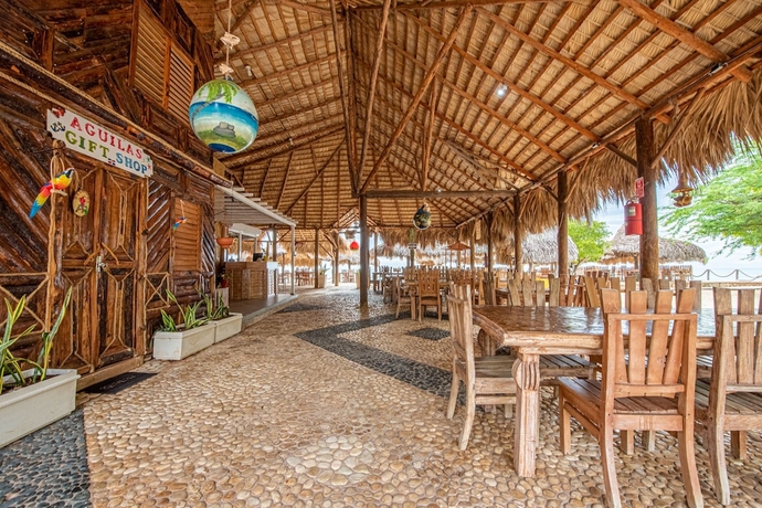 Imagen de los interiores del Hotel Glamping Ecolodge Cueva de las &Aacute;guilas. Foto 15