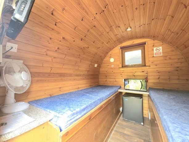 Imagen de la habitación del Hotel Glamping Pods. Foto 17