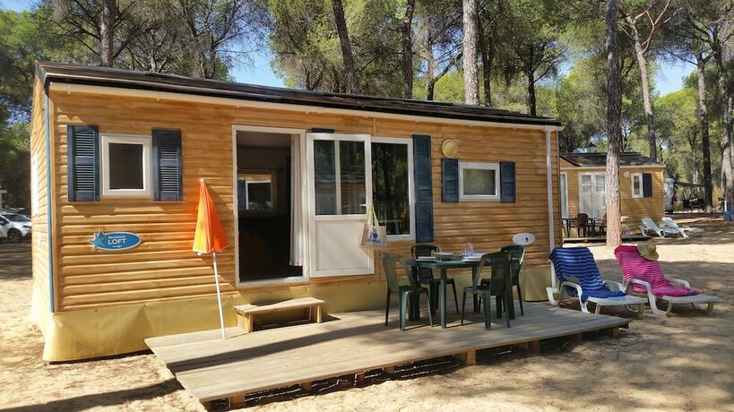 Imagen de la habitación del Hotel Glamping Sevilla. Foto 14