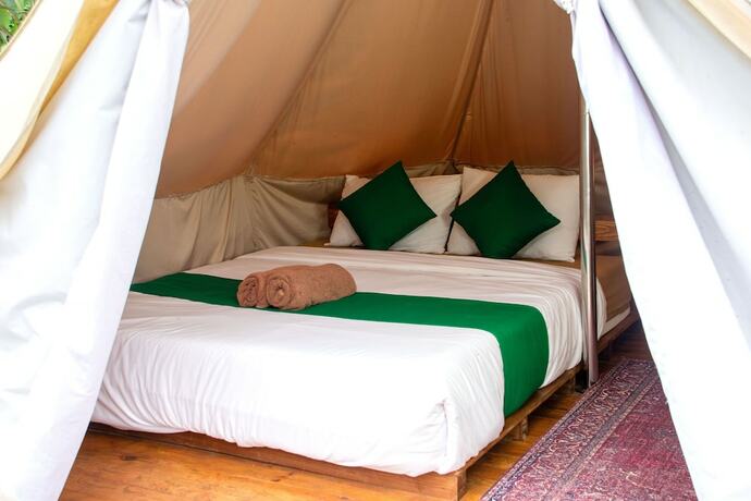 Imagen general del Hotel Glamping tent near the waterfall. Foto 4