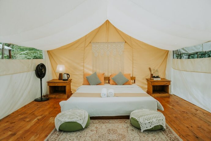 Imagen general del Hotel Glamping tent near the waterfall. Foto 8