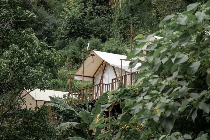 Imagen general del Hotel Glamping tent near the waterfall. Foto 14