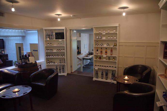 Imagen de los exteriores del Hotel Glamsbjerg. Foto 9