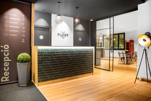 Imagen de los interiores del Hotel Glaner Café. Foto 8