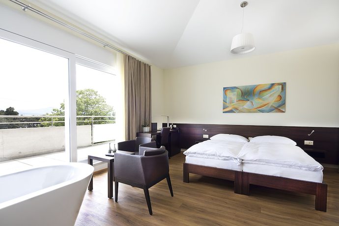 Imagen de la habitación del Hotel Glanis. Foto 3