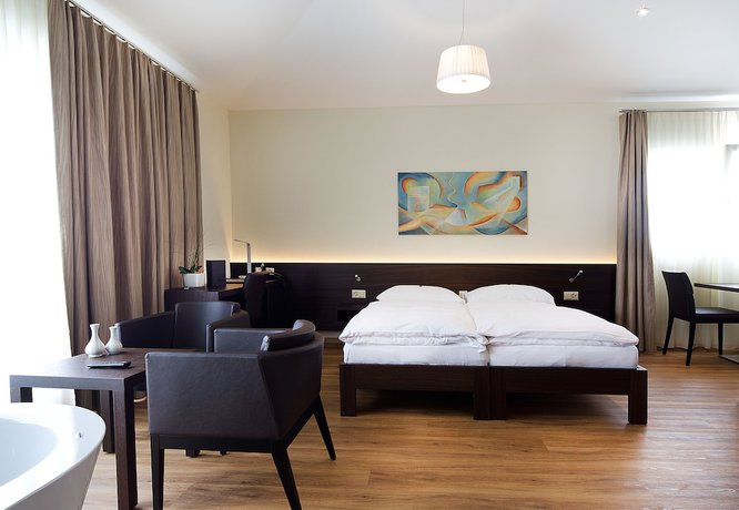 Imagen de la habitación del Hotel Glanis. Foto 5