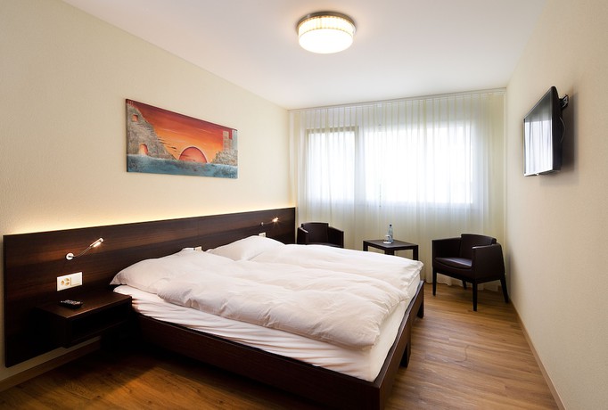 Imagen de la habitación del Hotel Glanis. Foto 6