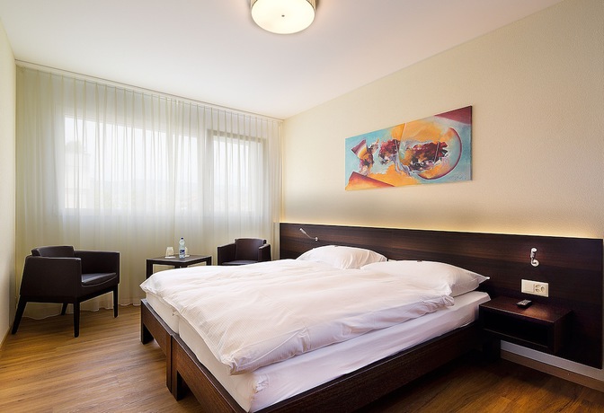 Imagen de la habitación del Hotel Glanis. Foto 9