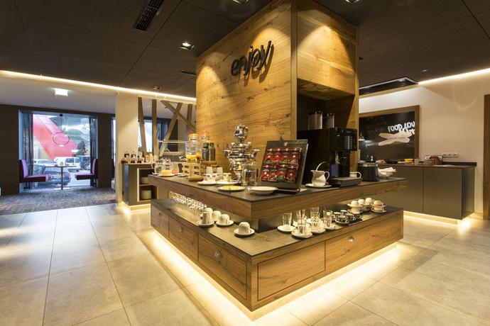 Imagen de los interiores del Hotel Glanz & Glory. Foto 8