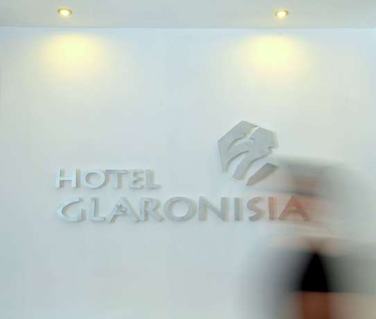 Imagen de los interiores del Hotel Glaronisia. Foto 20