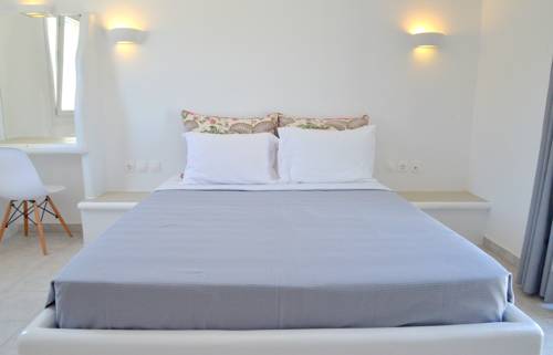 Imagen de la habitación del Hotel Glaronissia Rooms & Suites. Foto 1