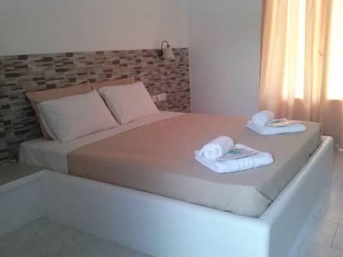 Imagen de la habitación del Hotel Glaronissia Rooms & Suites. Foto 5