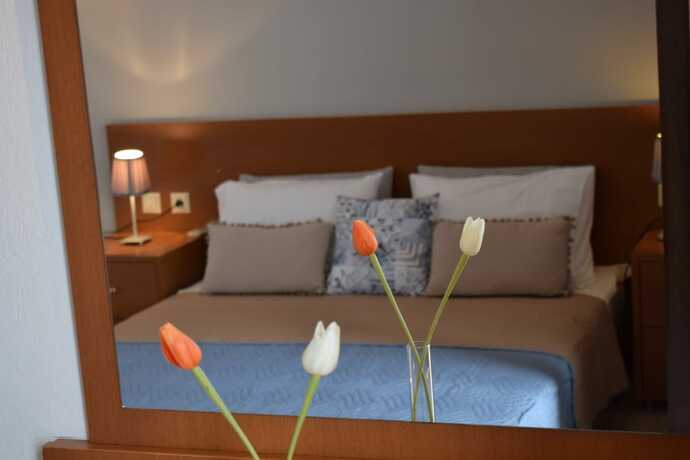 Imagen de la habitación del Hotel Glaros Blue. Foto 16