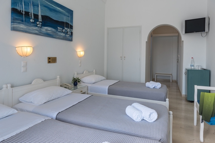 Imagen de la habitación del Hotel Glaros, Kamari. Foto 7