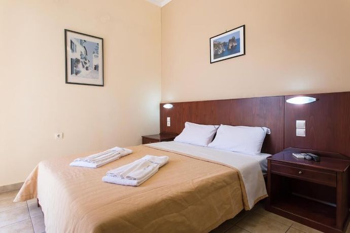 Imagen de la habitación del Hotel Glaros, Paleochora. Foto 14