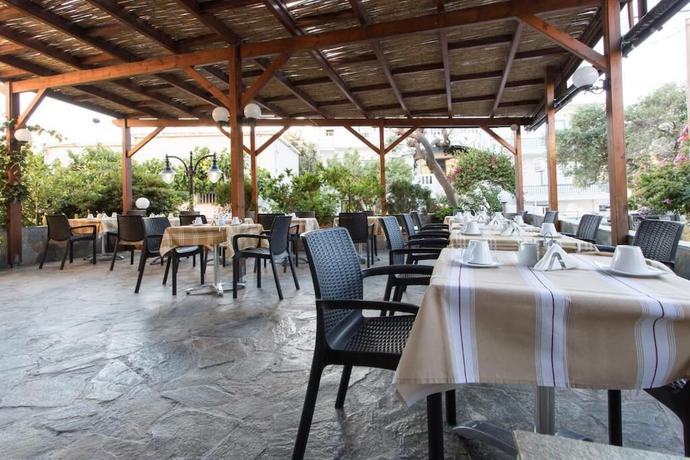 Imagen del bar/restaurante del Hotel Glaros, Paleochora. Foto 10