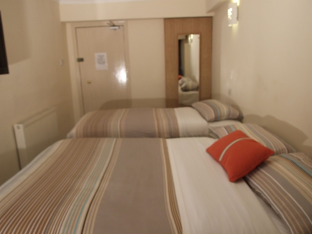 Imagen de la habitación del Hotel Glasgow House. Foto 10