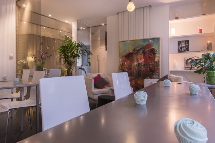 Imagen del bar/restaurante del Hotel Glasgow Monceau Paris By Patrick Hayat. Foto 5