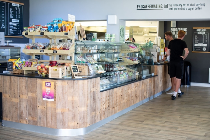 Imagen del bar/restaurante del Hotel Glasney Rooms - Student Accommodation. Foto 6