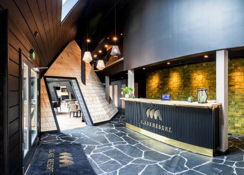 Imagen de los interiores del Hotel Glass Resort. Foto 11