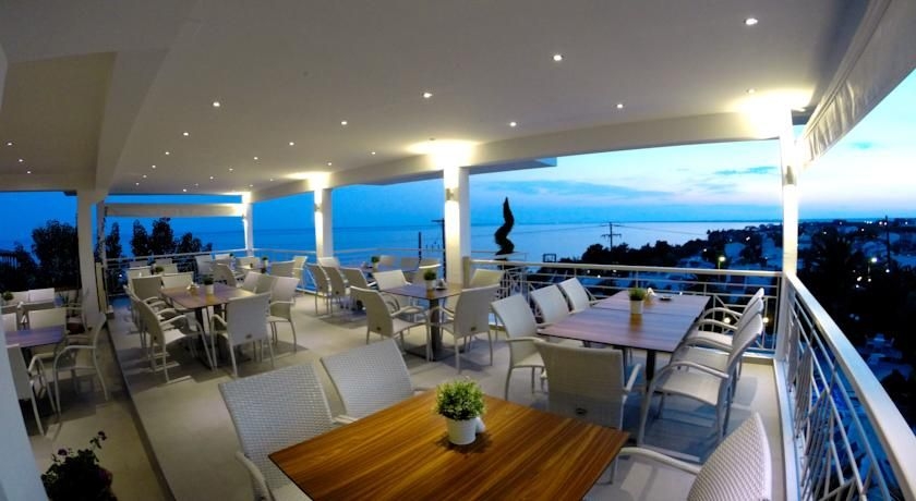 Imagen del bar/restaurante del Hotel Glavas Inn Hotel. Foto 2