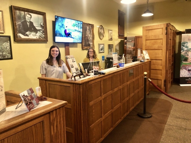 Imagen de los interiores del Hotel Glen Eyrie Castle and Conference Center A Ministry of the Navigators. Foto 19