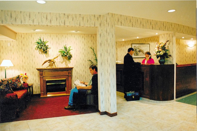 Imagen de los interiores del Hotel Glen Lyon Inn and Suites. Foto 19