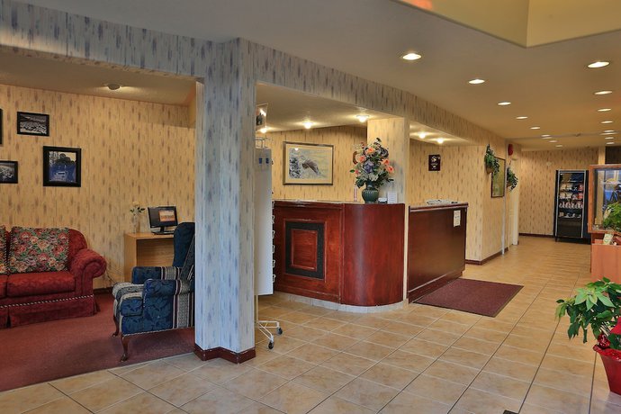 Imagen de los interiores del Hotel Glen Lyon Inn and Suites. Foto 20