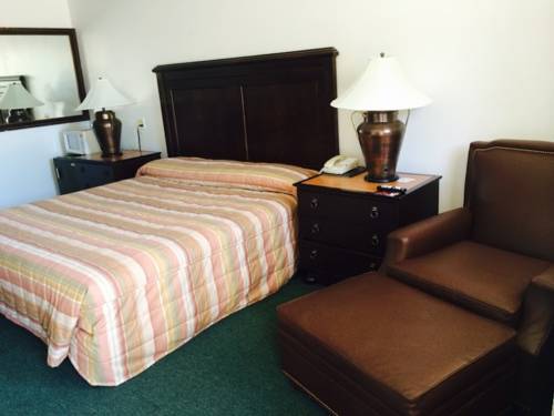 Imagen de la habitación del Hotel Glen Rose Inn And Suites. Foto 5