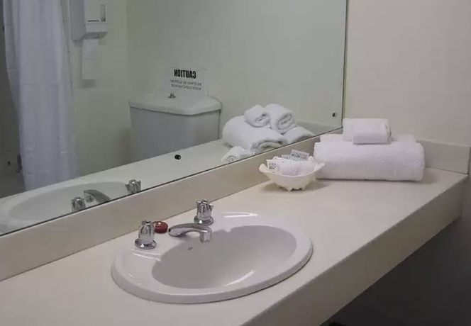 Imagen de la habitación del Hotel Glenelg Dockside Motel. Foto 12