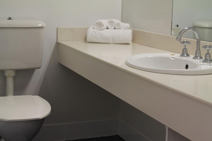 Imagen de la habitación del Hotel Glenelg Dockside Motel. Foto 13